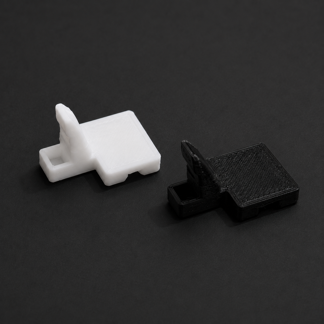 2 Suportes para Teclas de Teclado Gamer - Autorun Logo Ricco